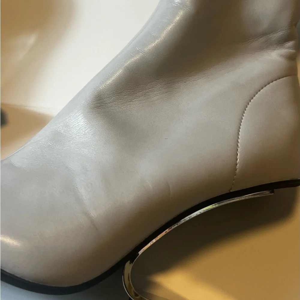 JEFFREY CAMPBELL LIGHT GREY HIDDEN HEEL ANKLE BOOTS SIZE 8 - Picture 7 of 7